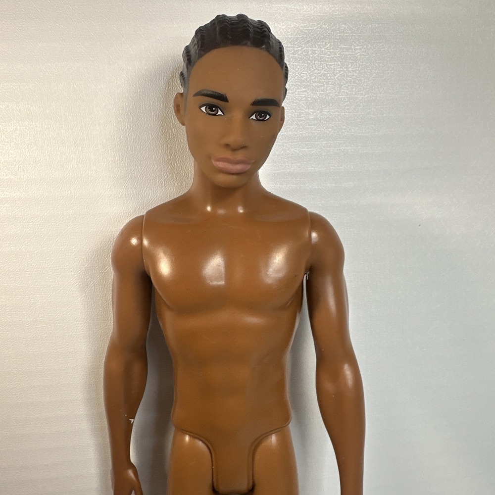 Barbie Ken Beach Doll (Steven Sculpt) GHW44 AA African American Nude